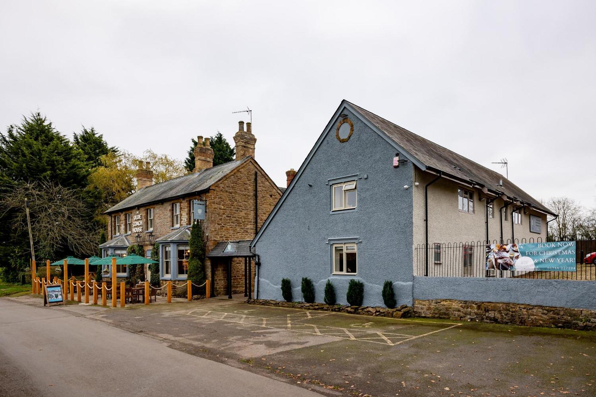 The Olde Coach House Inn 애쉬비세인트레저 외부 사진