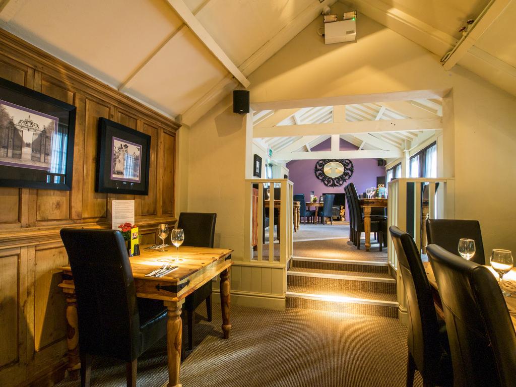The Olde Coach House Inn 애쉬비세인트레저 외부 사진